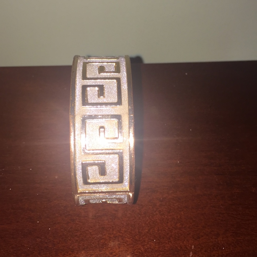 Bracelet - Picture 2 of 5